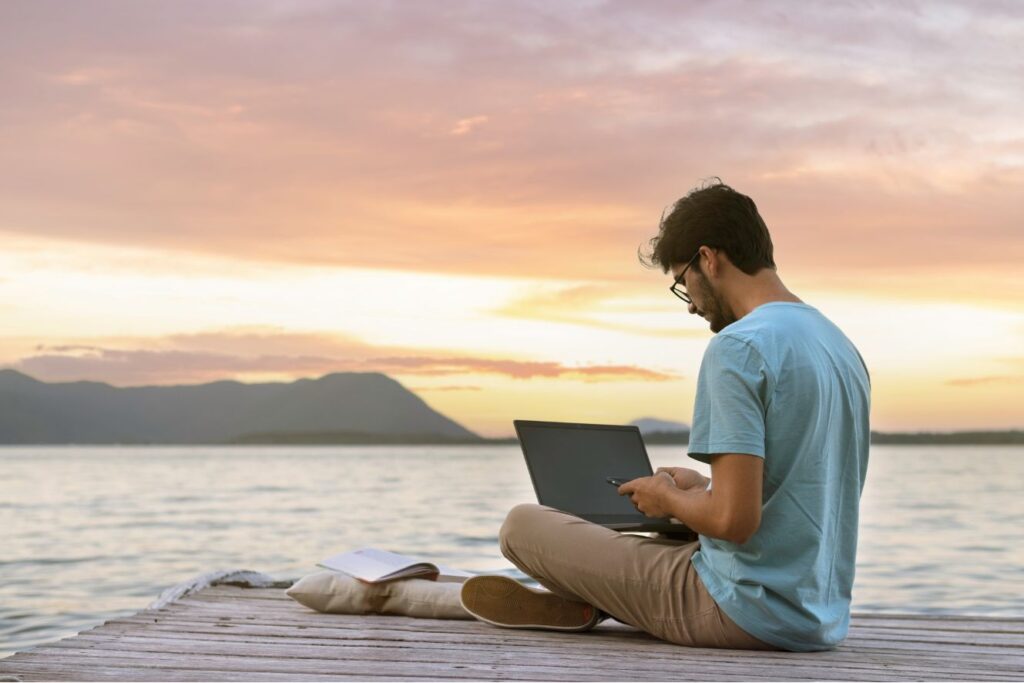 È un lavoro adatto al nomadismo digitale? 